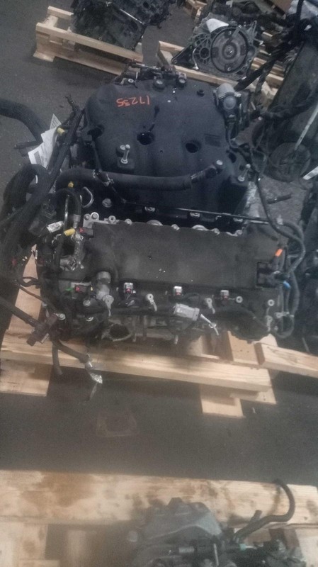 2017 GMC Acadia 3.6L Engine Complete Assembly FWD 76K Miles OEM 12647615