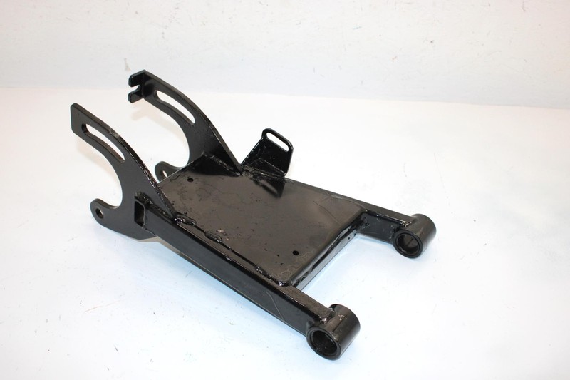 87 Polaris Trail Boss 250 2x4 Oem Swingarm 1580017 1580017-067 AP32