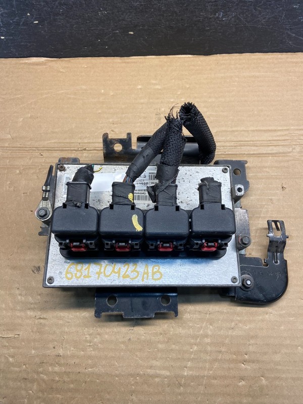 2013 Dodge Durango Jeep Grand Cherokee 5.7 Engine Computer ECU ECM ae4629 DG