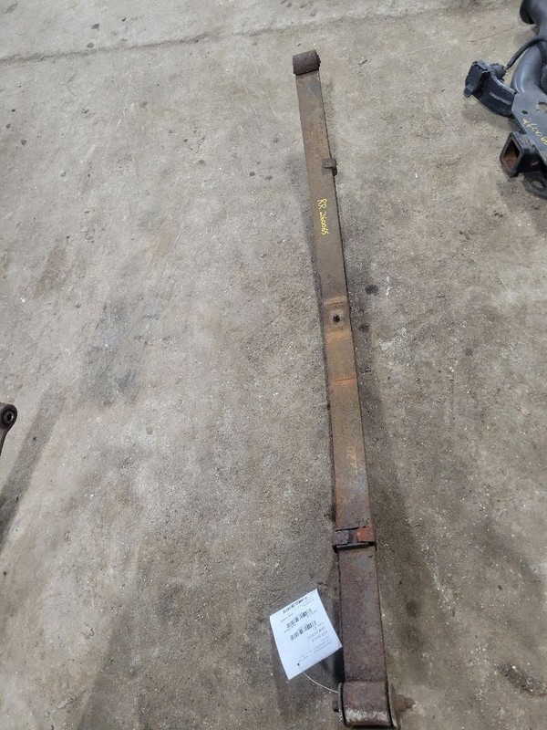 Rear Leaf Spring 139.8" Wb Fits 08-15 TITAN 1756073