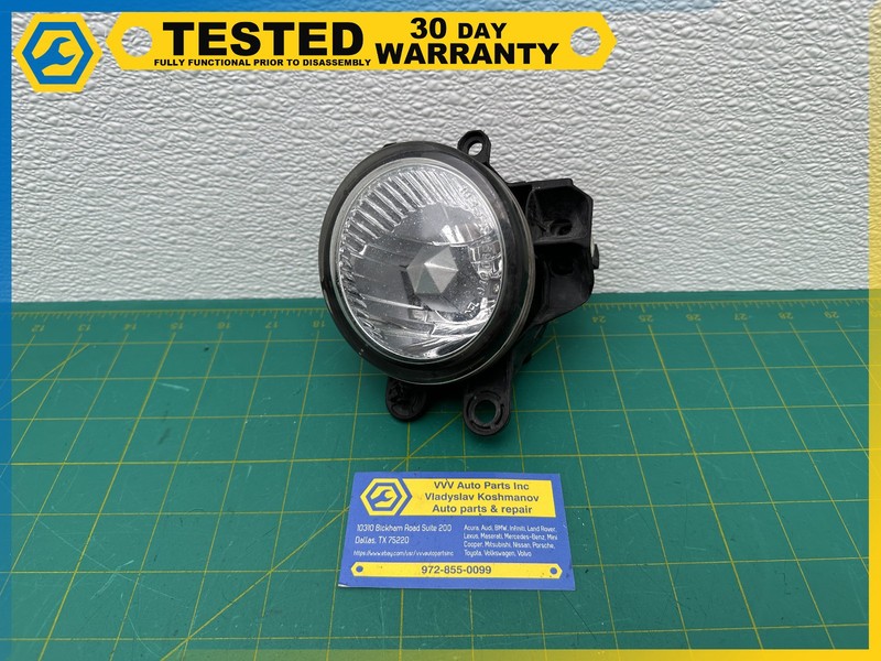 15-17 Subaru Legacy Outback FRONT RIGHT PASSENGER SIDE FOG LIGHT LAMP OEM