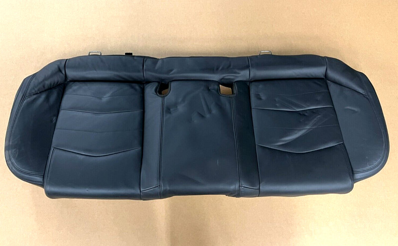 ⭐2016-2020 CADILLAC CT6 REAR SEAT SECOND ROW LOWER CUSHION BOTTOM OEM LOT2562