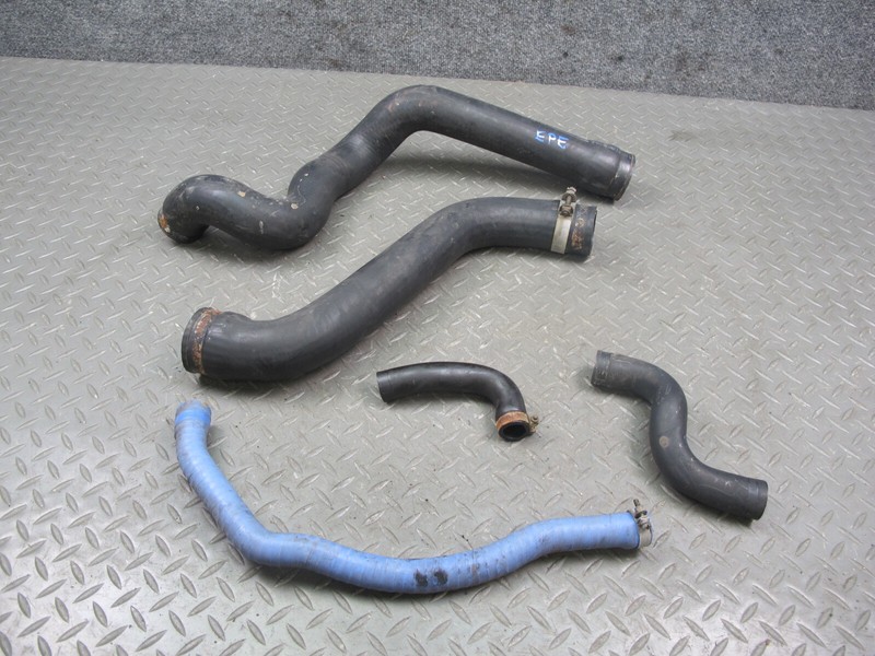 1985-1991 PORSCHE 928 S ENGINE UPPER & LOWER RADIATOR HOSE PIPE LINE SET