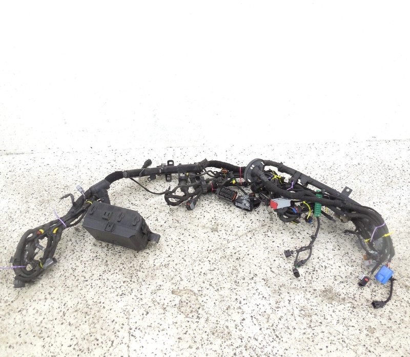 2016 16 Maserati Quattroporte S 3.0L Engine Relay Fuse Box Wiring Harness OEM