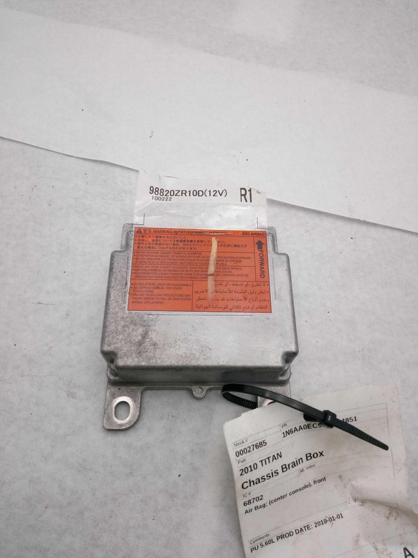 Used Air Bag Module fits: 2010 Nissan Titan Air Bag center console front floor s