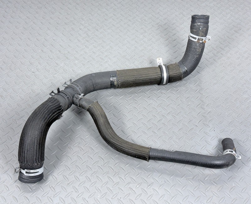 ✅ 13-24 RAM 1500 Classic Diesel 3.0L OEM ENGINE / RADIATOR COOLANT OUTLET HOSE