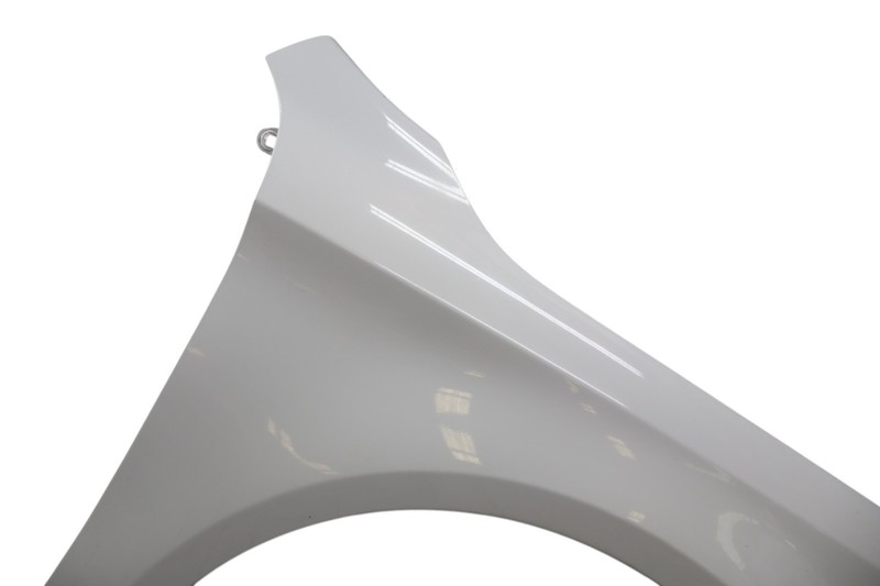 14-18 Mercedes W117 CLA250 Front Right Side Fender Wing Panel Cover OEM