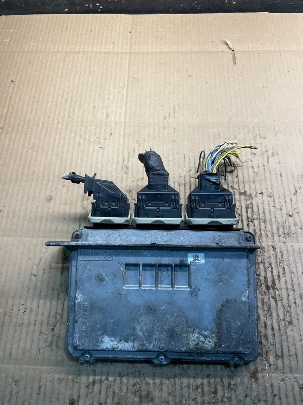 2013 2014 Ford Van E150 E250 4.6L Engine Control Module Unit ECU Z0344DG