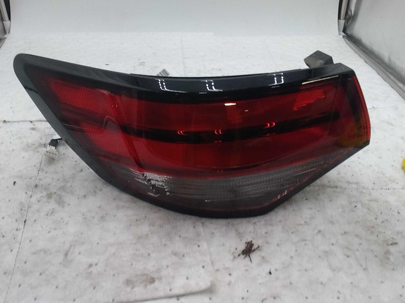 2023 Nissan Sentra Left Tail Light Assembly Black 710821 Used 84K Miles