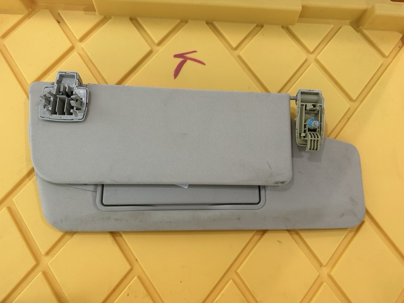 2012 Mercedes Benz E350 Right Side Sun Visor Shade Sunvisor Beige OEM