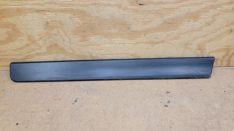 2014 - 2020 Nissan Rogue Door Trim Molding Rear Right Passenger 828764CE0A OEM