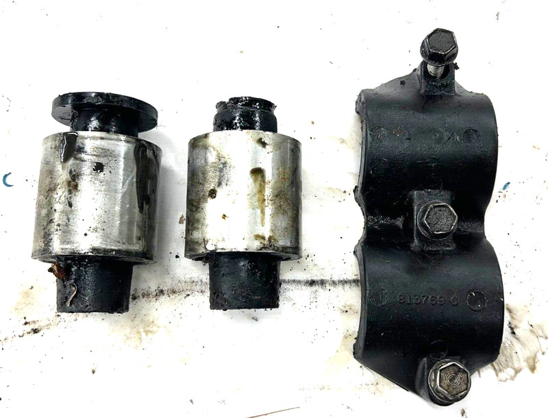 Mercury Outboard 200hp Optimax Upper Motor Mount (Pair) 8163851 FRESHWATER!