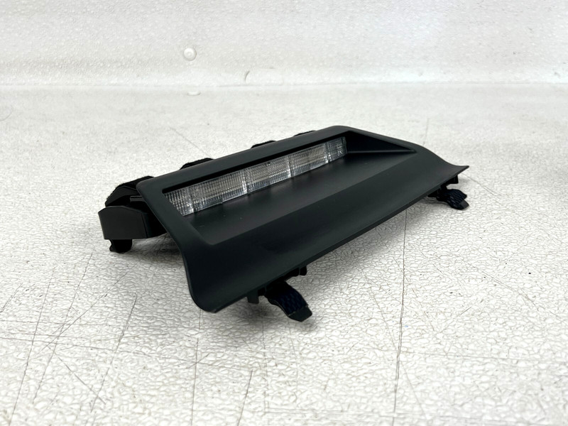 ⭐2014-2020 INFINITI Q50 REAR CENTER THIRD 3RD BRAKE LIGHT LAMP COVER OEM LOT2592