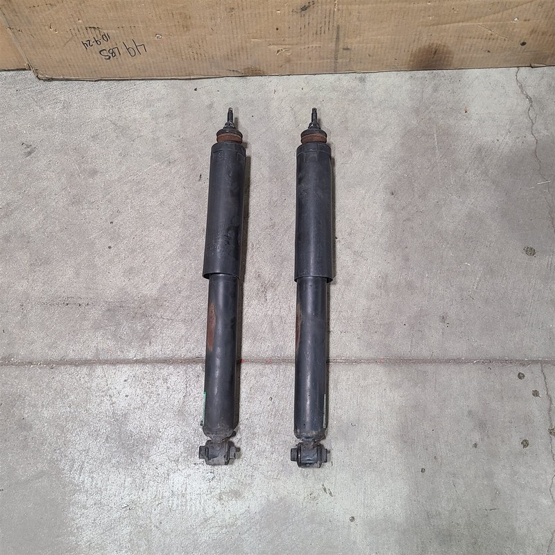 11-14 Ford Mustang GT Rear Shock Set Lh Rh Aa7328