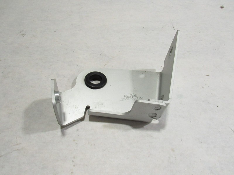 20-23 McLaren GT 2021 Rear Right Passenger Radiator Lower Mount Bracket |@1