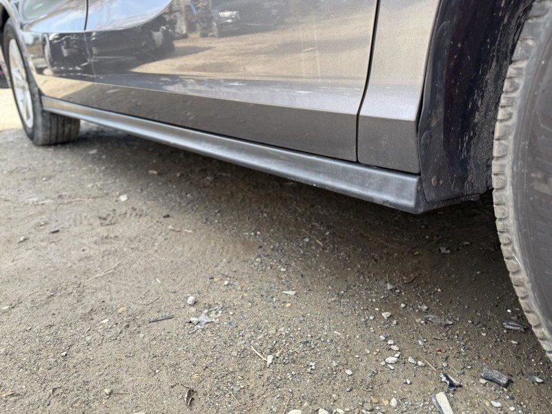 2018-2024 Honda Odyssey Right Passenger Side Rocker Moulding Black