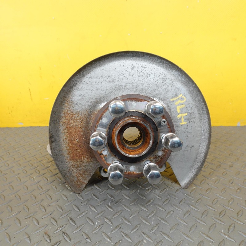 2018-2024 BUICK ENCLAVE REAR LEFT SUSPENSION SPINDLE KNUCKLE & HUB OEM 84492209