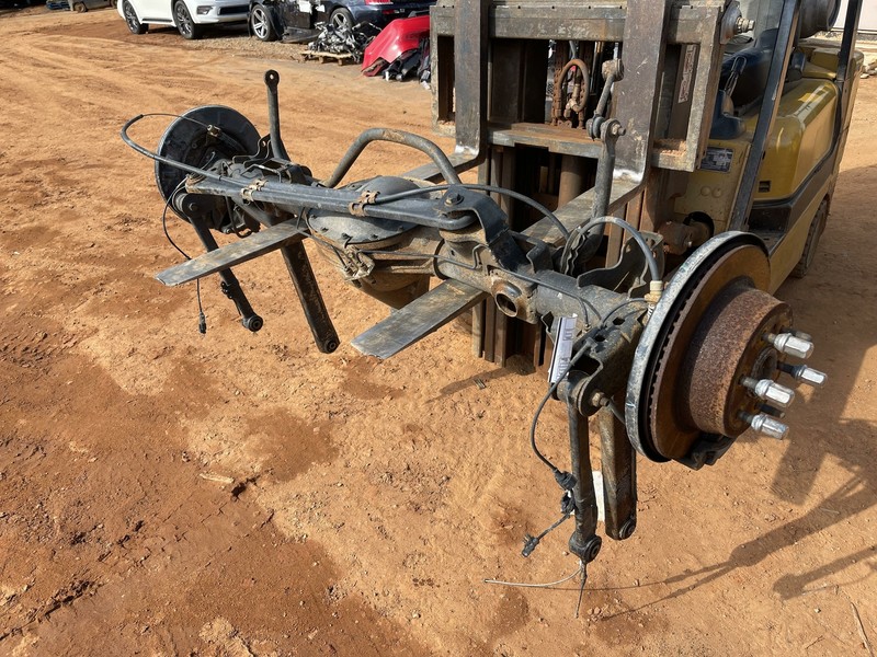 15-20 ESCALADE YUKON XL 6.2L 4X4 REAR AXLE ASSEMBLY LONG WHEELBASE GU6 MYC 3.42