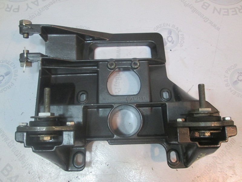 911661 0911661 Inner Transom Plate for OMC Stern Drive Cobra L4, V6,V8 1986