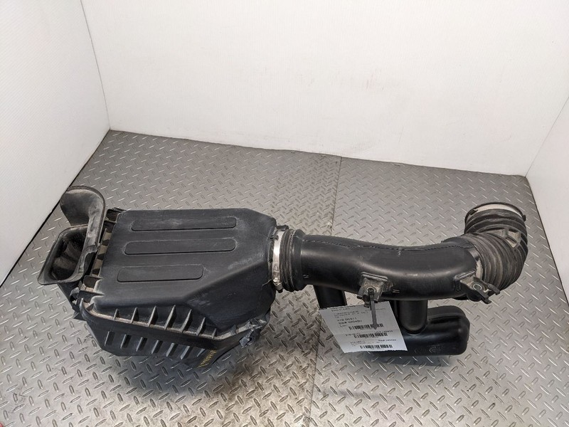 Air Cleaner VIN W 6th Digit Jk Body 3.6L Fits 12-18 WRANGLER 1149623