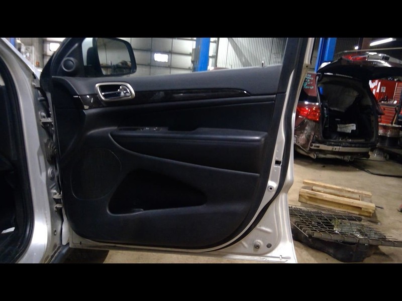 2012 GRAND CHEROKEE Passenger Front Door Trim Panel 1567625