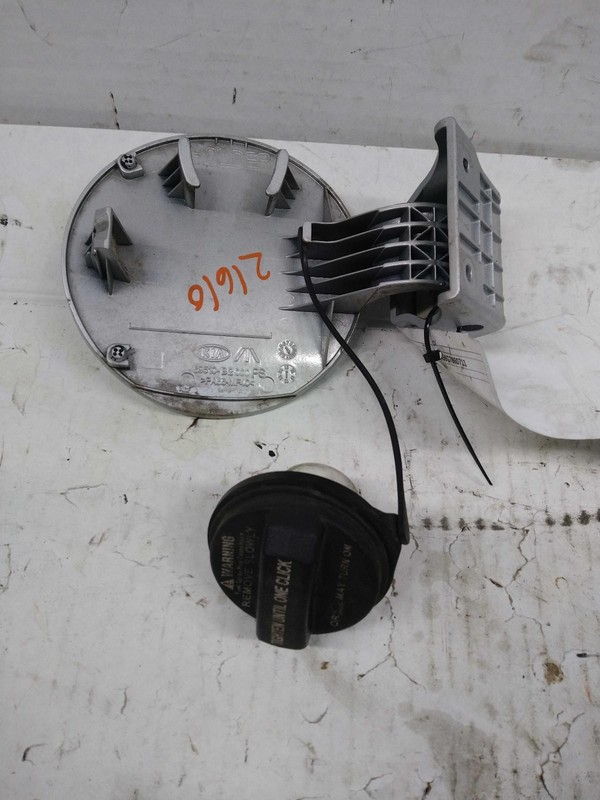 2016 KIA Soul Fuel Filler Door Silver Used OEM NJ25-21610-537870 132K Miles
