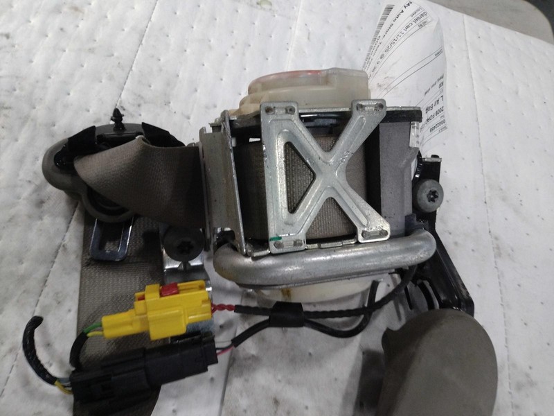 2009 Ford F150 Pickup Seat Belt OEM White AL3Z18611B08AC 157K Miles