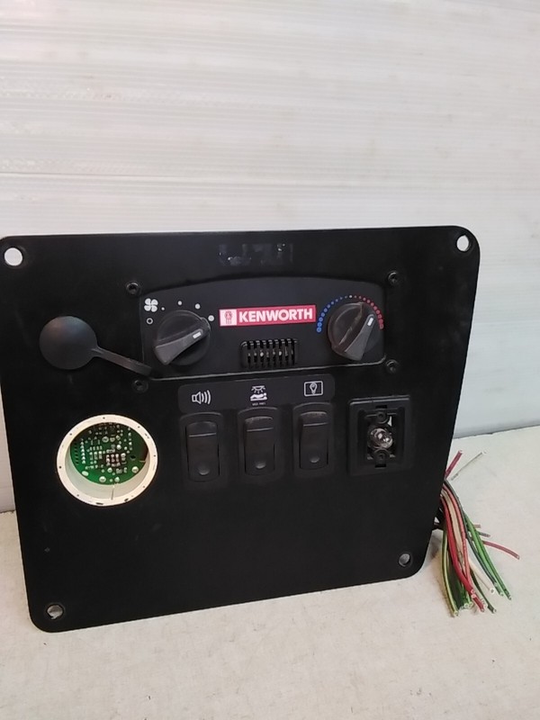 Kenworth Bergstrom Sleeper Control Panel F21-1001