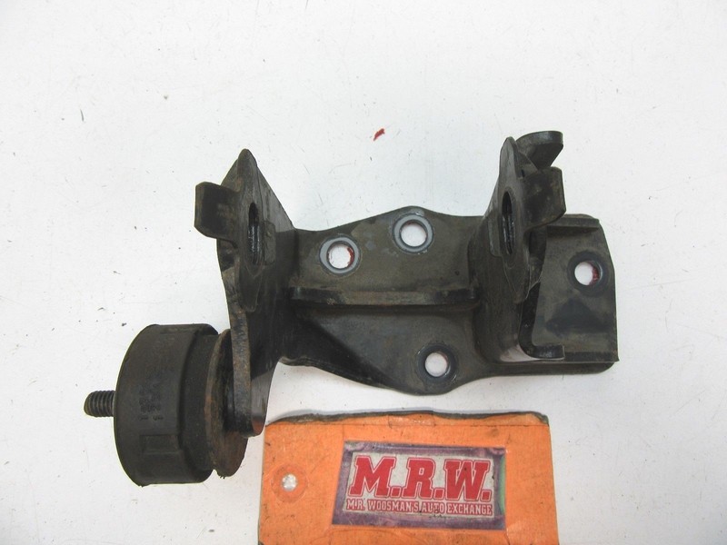 FITS LEFT SIDE TOP TRANSMISSION MOUNT MOTOR BRACKET FRAME MANUAL TRANSMISSION LH