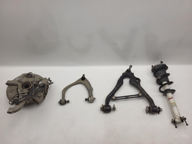 2019-2025 Chevrolet Silverado 1500 Left Driver Front Suspension Knee 84453668