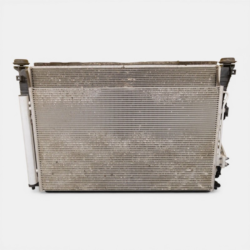 2021-2023 HYUNDAI SANTA FE 2.5 ENGINE RADIATOR AND COOLING FAN ASSY OEM 25304S26