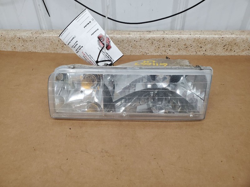 Driver Left Headlight Fits 95-97 LINCOLN & TOWN CAR 290265