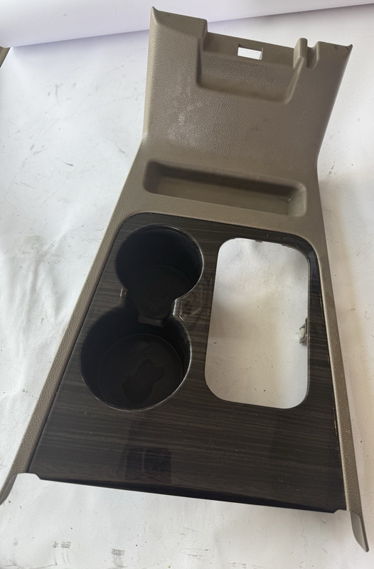 2005-2007 Mercury Montego Ford 500 Five Hundred Shifter Bezel w/ Cup Holders OEM