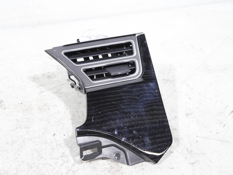 TESLA MODEL X Center Dashboard Air Nozzle 1061732-00-A LHD OEM 102K