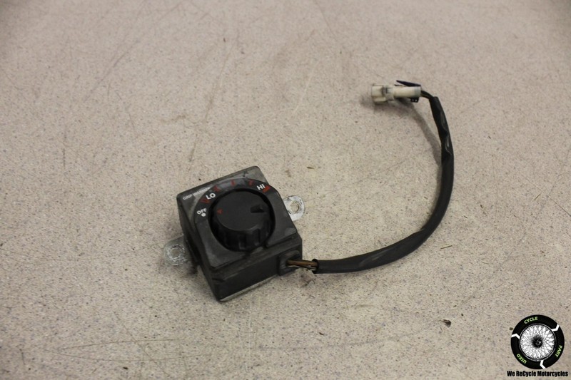 2012 Kawasaki Concours 14 ZG1400C HANDLEBAR GRIP WARMER CONTROL SWITCH ZG 1400