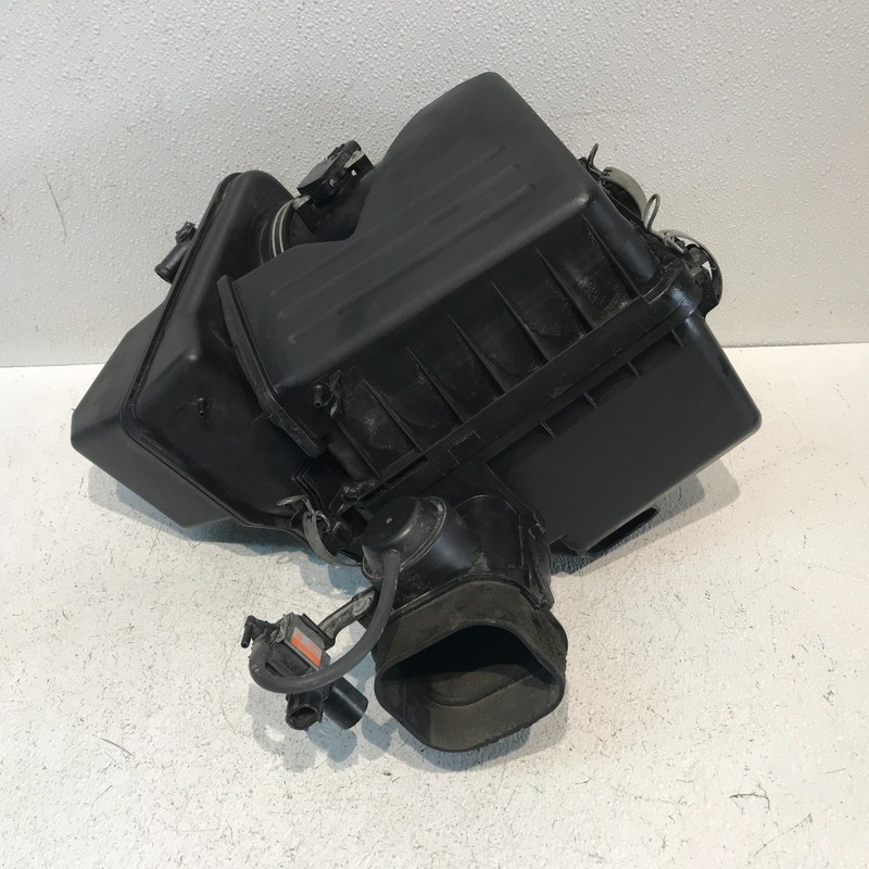 2005–2010 TOYOTA AVALON OEM Air Filter Cleaner Box Assembly