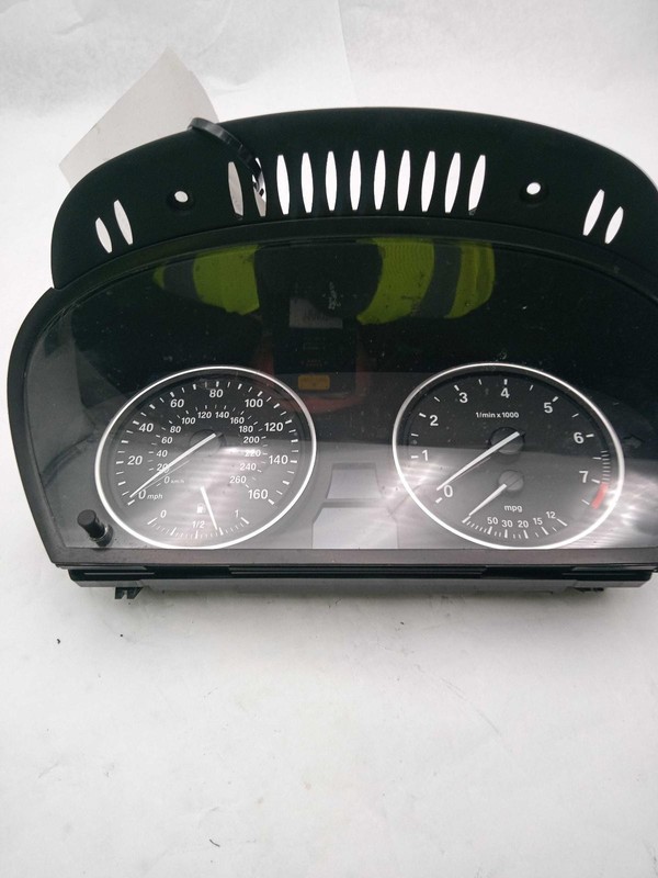 2013 BMW X5 Speedometer Gauge OEM Silver 169K Miles NJ25-27642-704116