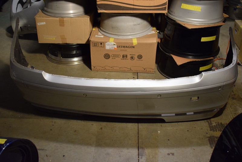 06-08 BMW 750Li 750i E65 E66 Rear Bumper Sterling Grey Sensors 51127135600 OEM