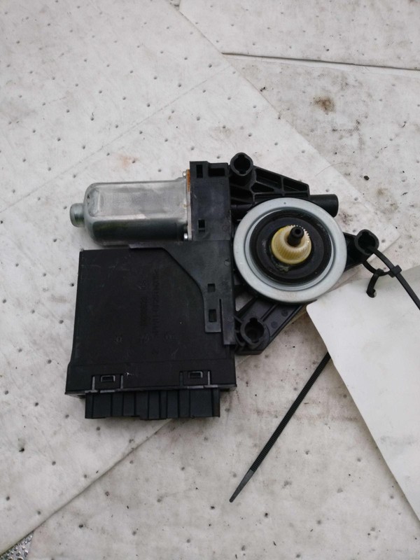 2020 VOLVO S60 Right Window Regulator Blue Used 425180 118K Miles