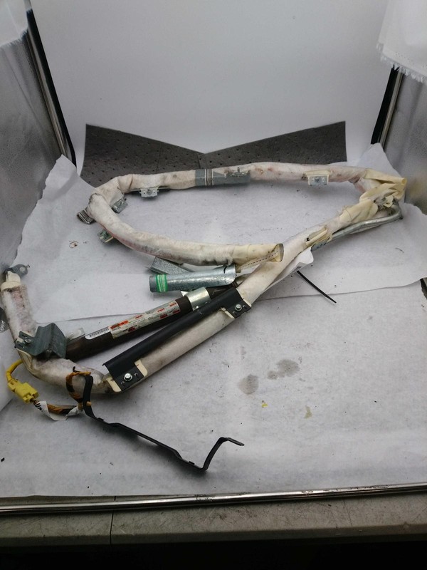 Used Right Curtain Air Bag fits: 2006 Honda Pilot front passenger roof Right Gra