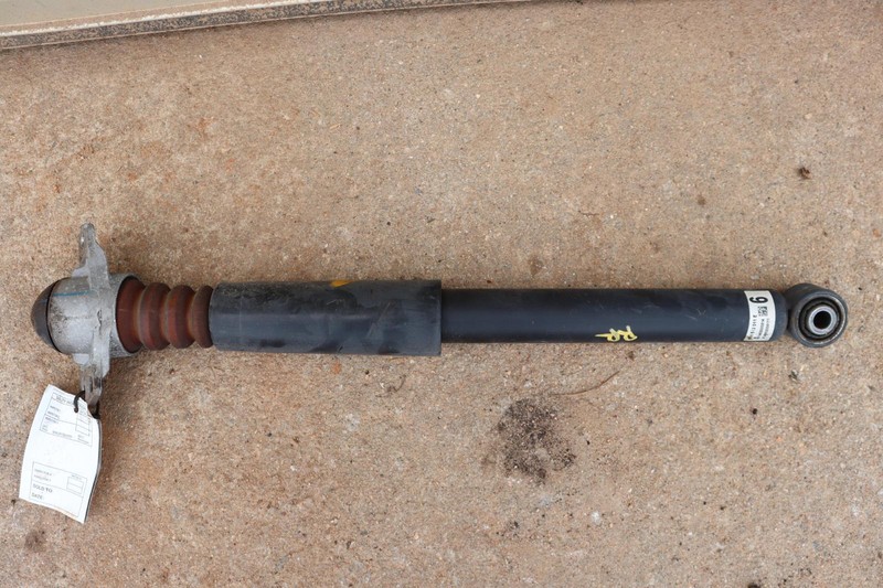 2012-2022 VOLKSWAGEN PASSAT FWD REAR RIGHT SUSPENSION SHOCK STRUT ABSORBER OEM