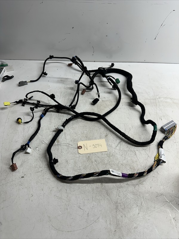 2017-2023 Tesla Y Front Right Seat Wire Harness Cable 11489060-93-F5074 B79