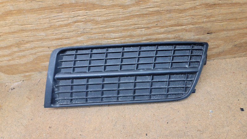 2010-2016 CADILLAC SRX FRONT Left SIDE BUMPER LOWER FOG LIGHT GRILLE OEM