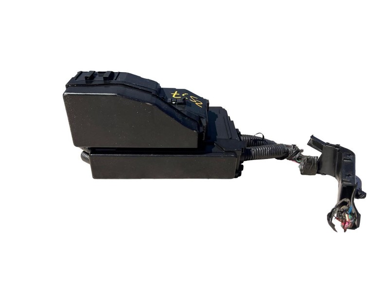 ENGINE FUSE BOX FITS 2015 NISSAN ALTIMA 40869