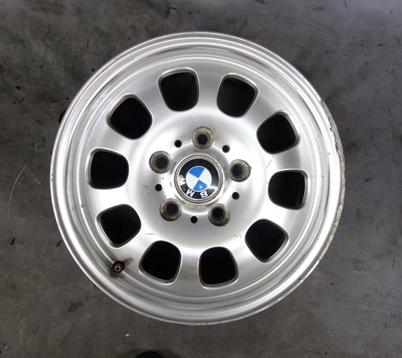 1999-2000 BMW E46 323i Factory 15" Style 46 Ellipsoid Style Aluminum Wheel OEM