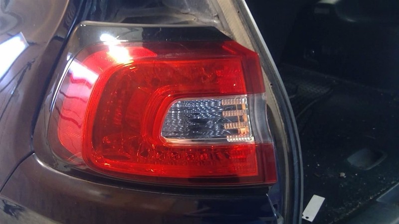 Driver Tail Light Quarter Panel Mounted LED Fits 14-18 CHEROKEE 3431109