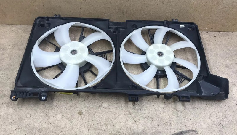 2015-2019 Subaru Legacy Radiator Dual Fan Assembly OEM