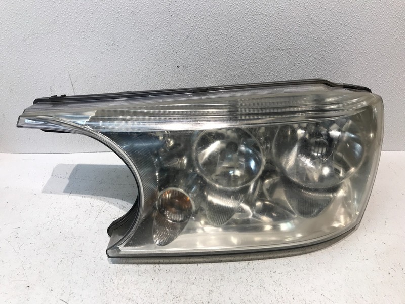 2004-2007 Buick Rainier Left Driver Side Halogen Headlight