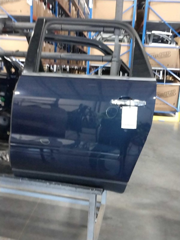 2015 GMC Acadia Left Door Mirror Assembly Blue OEM 557810 - 114K Miles