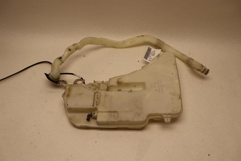 2011-2016 BMW 535I F10 FRONT WINDSHIELD WASHER FLUID RESERVOIR TANK BOTTLE OEM